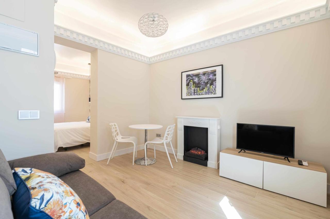 Nuevo Bien Comunicado 1 Dormitorio Madrid Eksteriør billede
