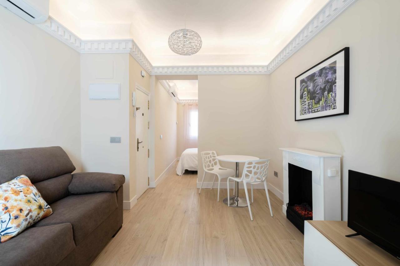 Nuevo Bien Comunicado 1 Dormitorio Madrid Eksteriør billede