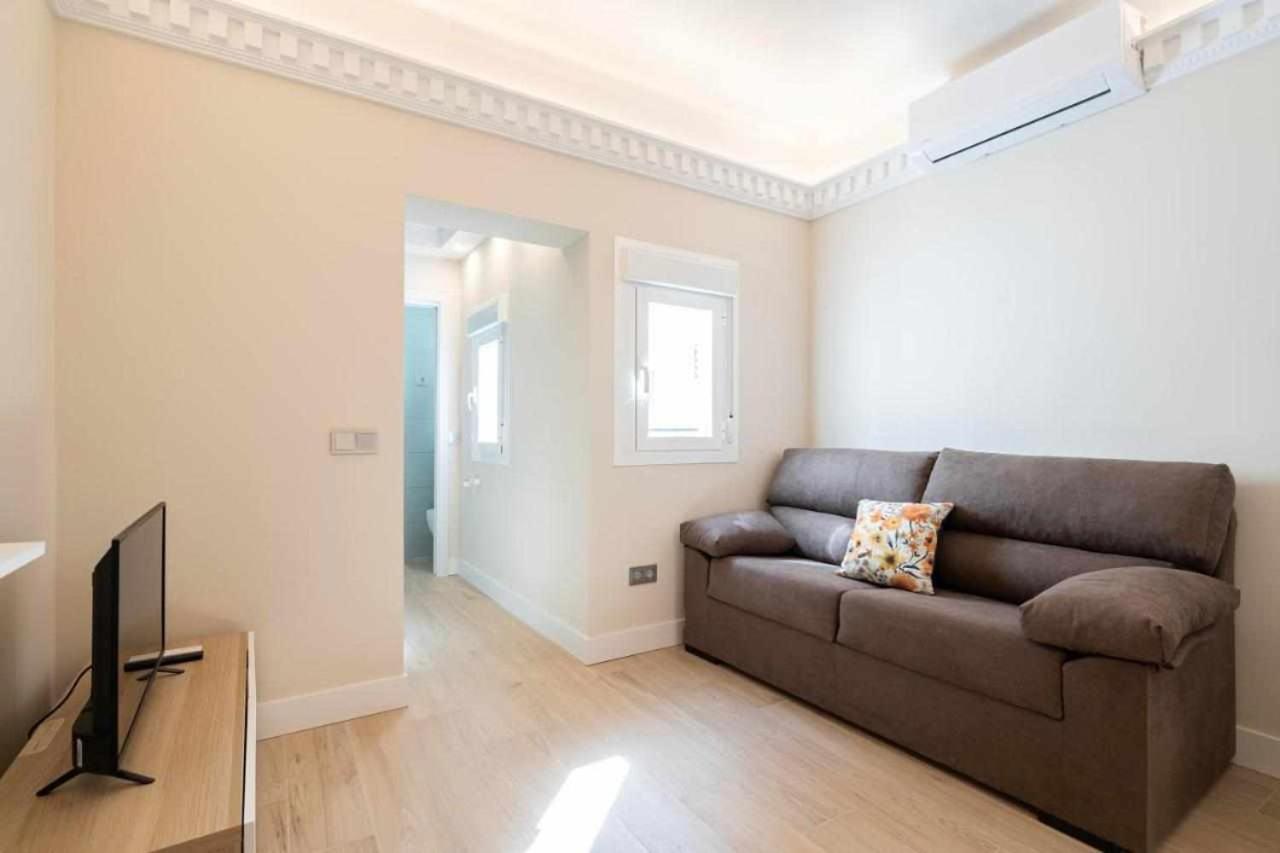 Nuevo Bien Comunicado 1 Dormitorio Madrid Eksteriør billede